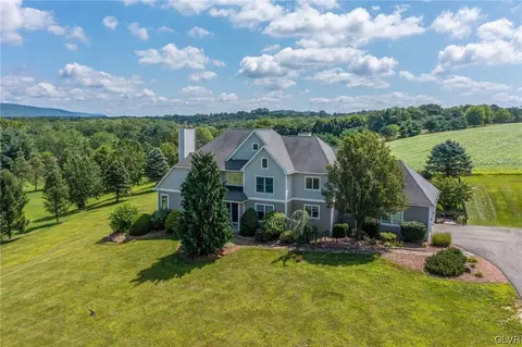 916 S Delps Rd, Danielsville, PA 18038