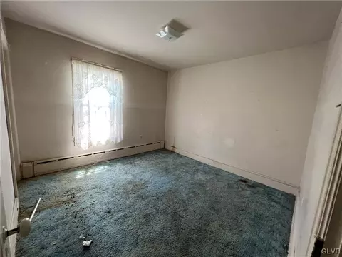 409 E Main St, Bath, PA 18014 photo 20