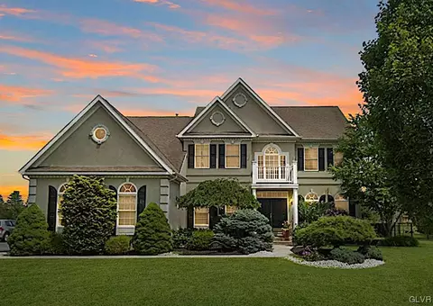 3406 Courtney Dr, Center Valley, PA 18034