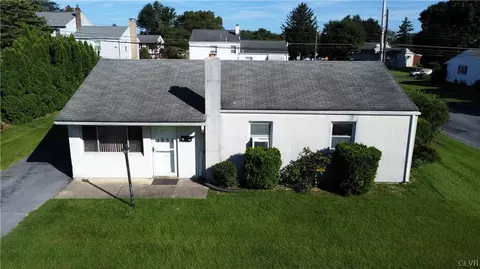 3057 Salisbury Dr, Allentown, PA 18103
