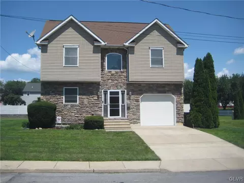 1217 Woodlawn St, Fullerton, PA 18052