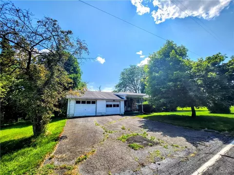 594 Richmond Rd, Bangor, PA 18013