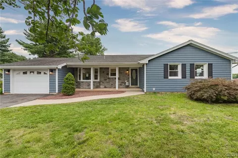 733 Arndt Rd, Forks Twp, PA 18040