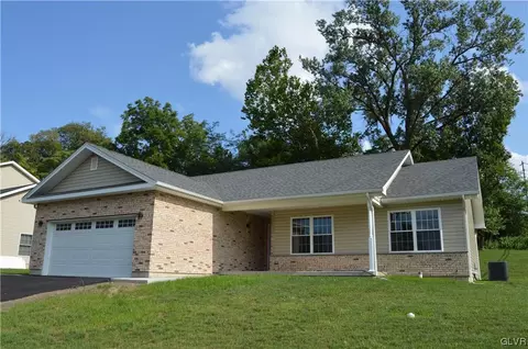 536 Cypress Ln, Forks Twp, PA 18040