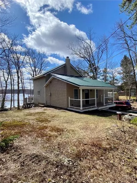 1258 Route 402 Rd, Dingmans Ferry, PA 18328