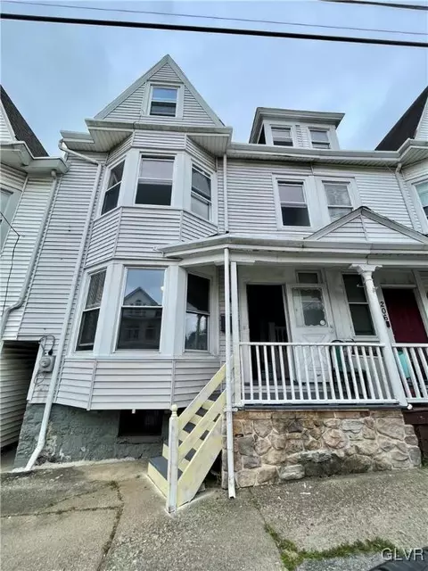 204 S 12th St, Easton, PA 18042