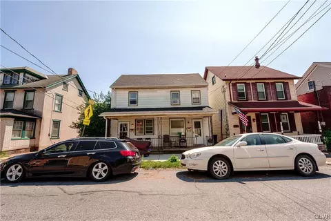 229 Main St, Freemansburg, PA 18017