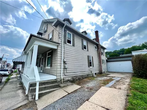 418 Rolling Mill Ave, Tamaqua, PA 18252
