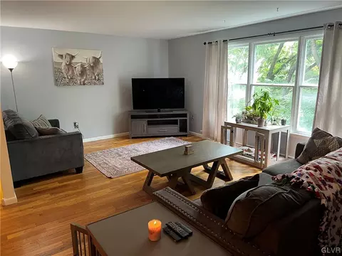 409 Spring St, Bethlehem, PA 18018 photo 19