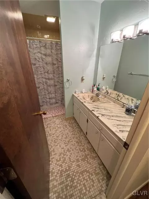 409 Spring St, Bethlehem, PA 18018 photo 28