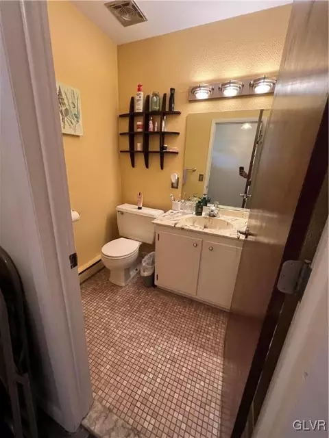 409 Spring St, Bethlehem, PA 18018 photo 11