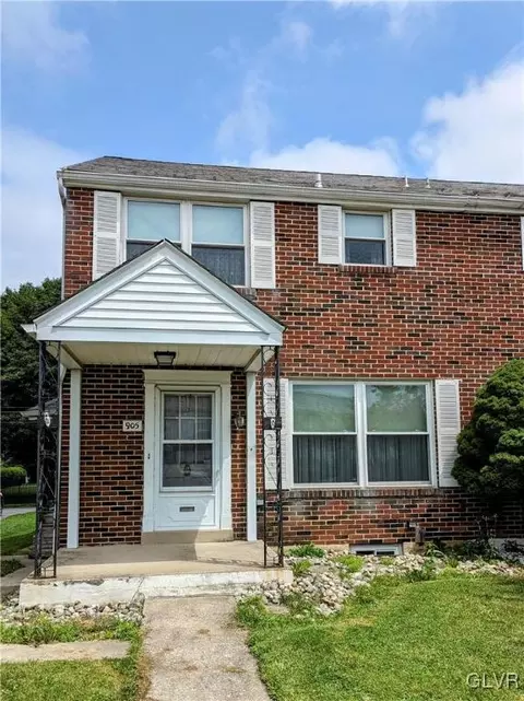 905 N 17th St, Allentown, PA 18104