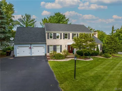 2395 Country Top Trl, Bethlehem, PA 18020