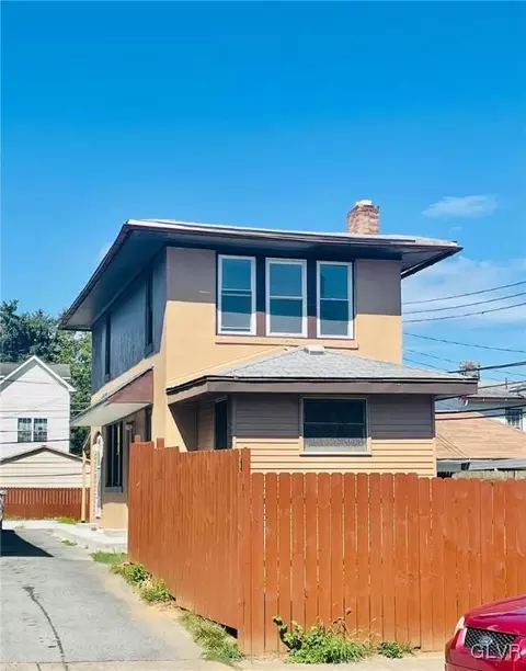 1012 S Poplar St, Allentown, PA 18103