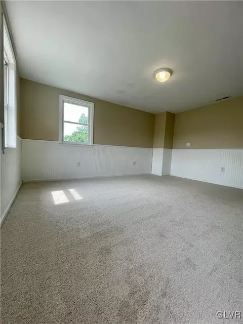 44 E 3rd St, Lehighton, PA 18235 photo 43