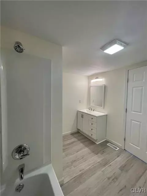 44 E 3rd St, Lehighton, PA 18235 photo 35