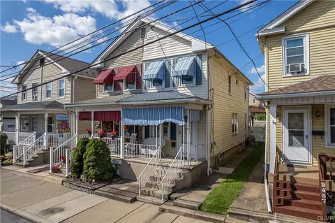 2439 Sycamore St, Easton, PA 18042