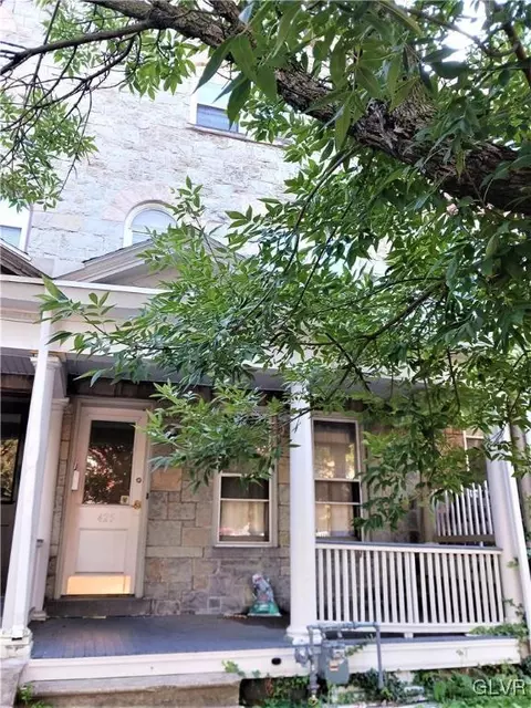 425 Montclair Ave, Bethlehem, PA 18015