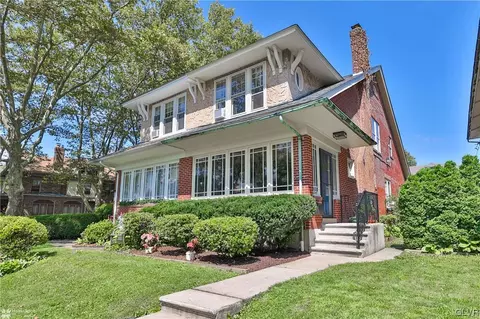 2047 W Livingston St, Allentown, PA 18104
