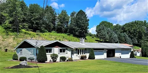 907 Dogwood Rd N, Walnutport, PA 18088