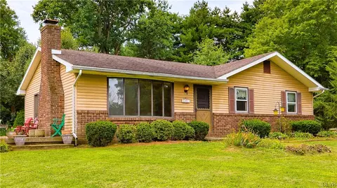 23 Barbara Dr, Alburtis, PA 18011