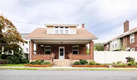1835 Woodlawn St, Allentown, PA 18104