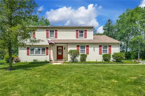 6840 Easton Rd, Pipersville, PA 18947