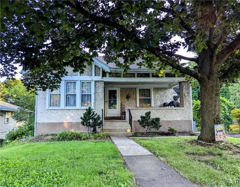 711 Pennsylvania Ave, Bethlehem, PA 18018