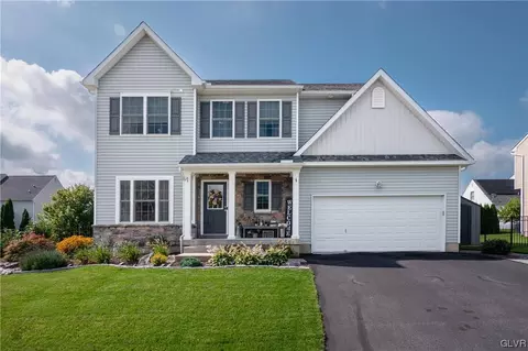 2617 English Ivy Rd, Nazareth, PA 18064
