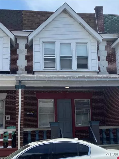 396 Cedar St, Allentown, PA 18102
