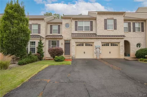 4534 Bellflower Way, Allentown, PA 18104
