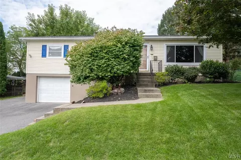 218 Christmas Ave, Bath, PA 18014