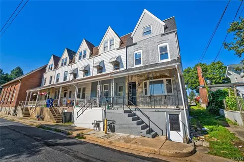 615 Limestone St, Catasauqua, PA 18032
