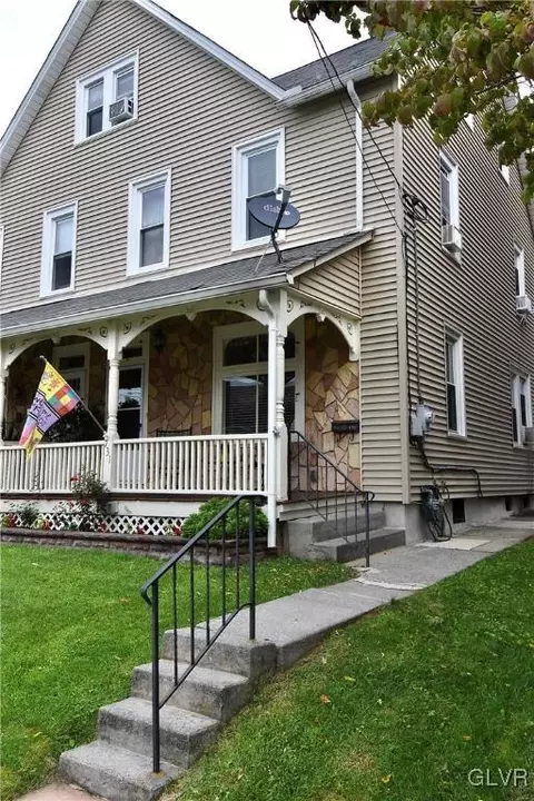 731 4th St, Catasauqua, PA 18032