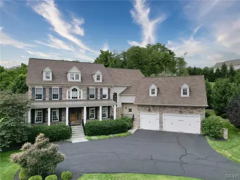 6022 Patrick Ln, Coopersburg, PA 18036
