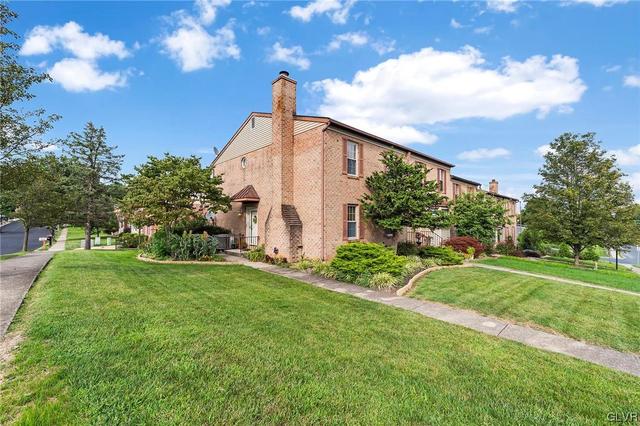 1399 Presidential Dr, Fullerton, PA 18052