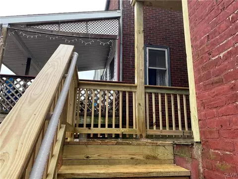 927 E 4th St E #1, Bethlehem, PA 18015 photo 4
