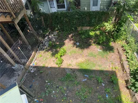 927 E 4th St E #1, Bethlehem, PA 18015 photo 2