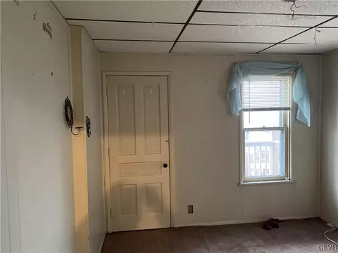 927 E 4th St E #1, Bethlehem, PA 18015 photo 9
