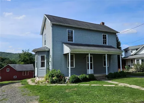 6630 Kings Hwy S, Zionsville, PA 18092