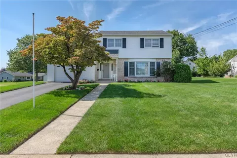 751 W Berger St, Emmaus, PA 18049
