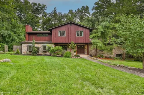 3151 Bittersweet Rd, Center Valley, PA 18034