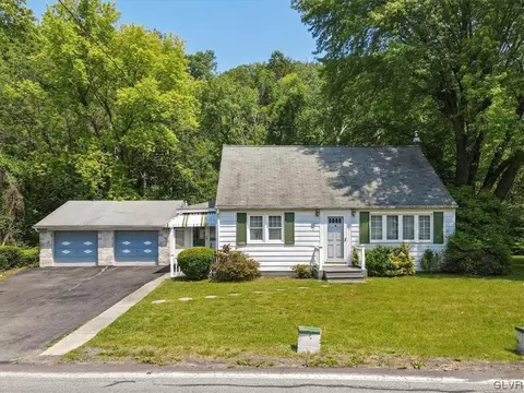 790 Fireline Rd, Palmerton, PA 18071