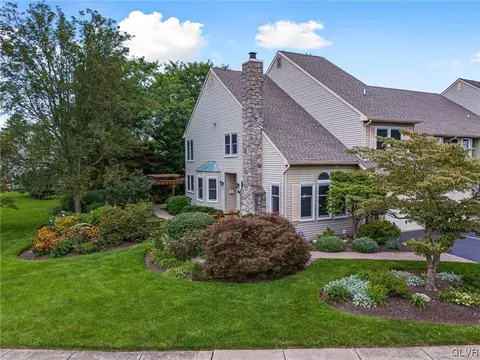 7629 Brandywine Cir, Trexlertown, PA 18087
