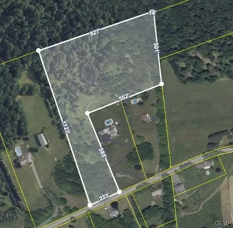 3714 Cedar Dr, Lehigh Twp, PA 18088
