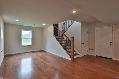 2692 Community, Bath, PA 18014 photo 29