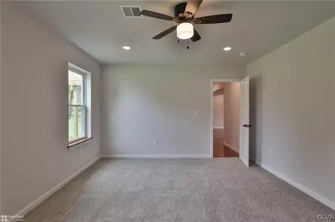 2692 Community, Bath, PA 18014 photo 38