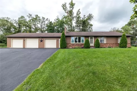 4372 Fieldstone Ct, Center Valley, PA 18034