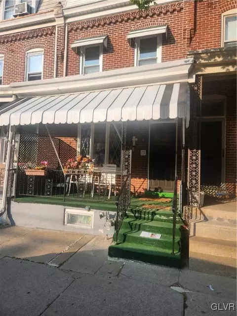 327 N 15th St, Allentown, PA 18102