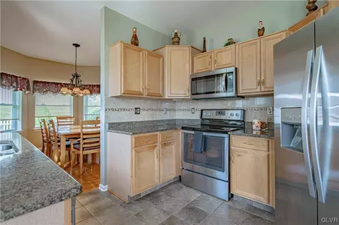1214 Old Gate Rd, Northampton, PA 18067 photo 9